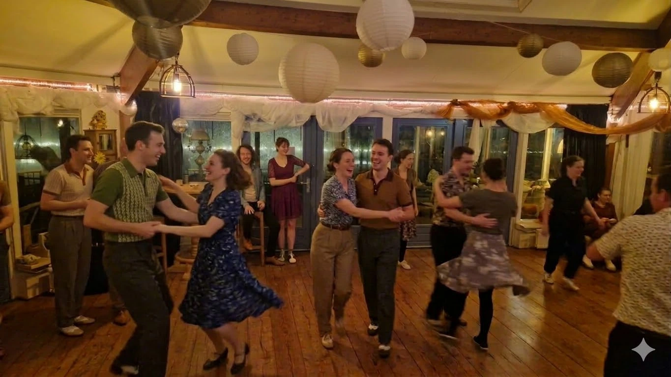 Danssalon Swing Along - Dansles Lindy Hop, Rock 'n Roll, Boogie Woogie, Solo Jazz & Charleston. Workshop, Openingsdans.